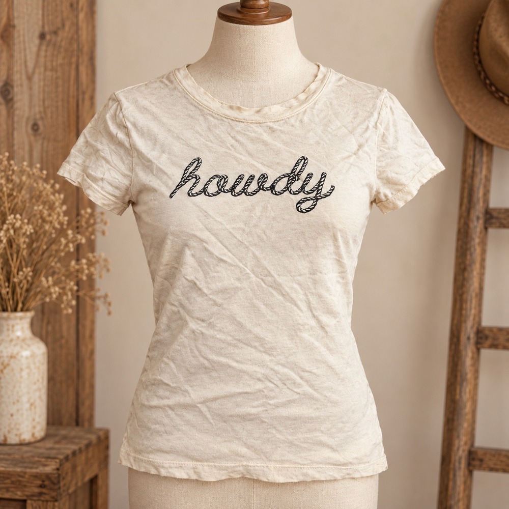 Sistar Howdy Graphic Tee Cream Short Sleeve Western Rope Script T-Shirt Small
